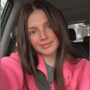 Meet your Posher, Brooke